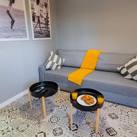 One Bedroom Flat In Bucharest'S Historic District Exterior foto