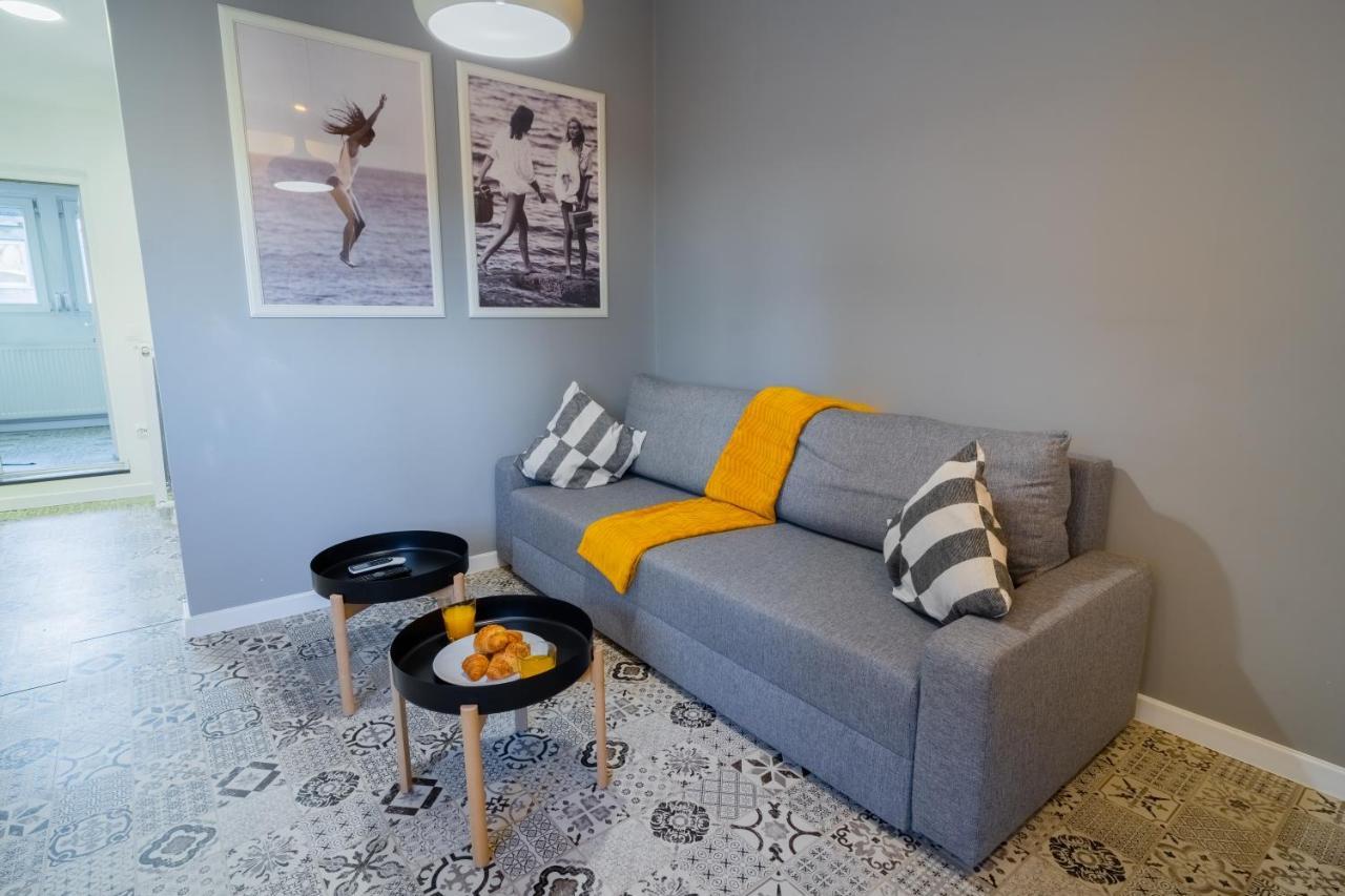 One Bedroom Flat In Bucharest'S Historic District Exterior foto